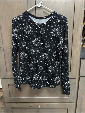 No Boundaries Black Celestial Print Long-Sleeve Tee